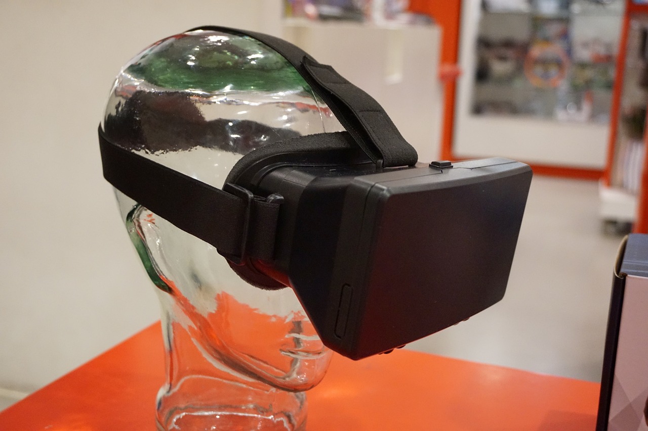 Augmented Reality: Melding the Physical and Virtual World